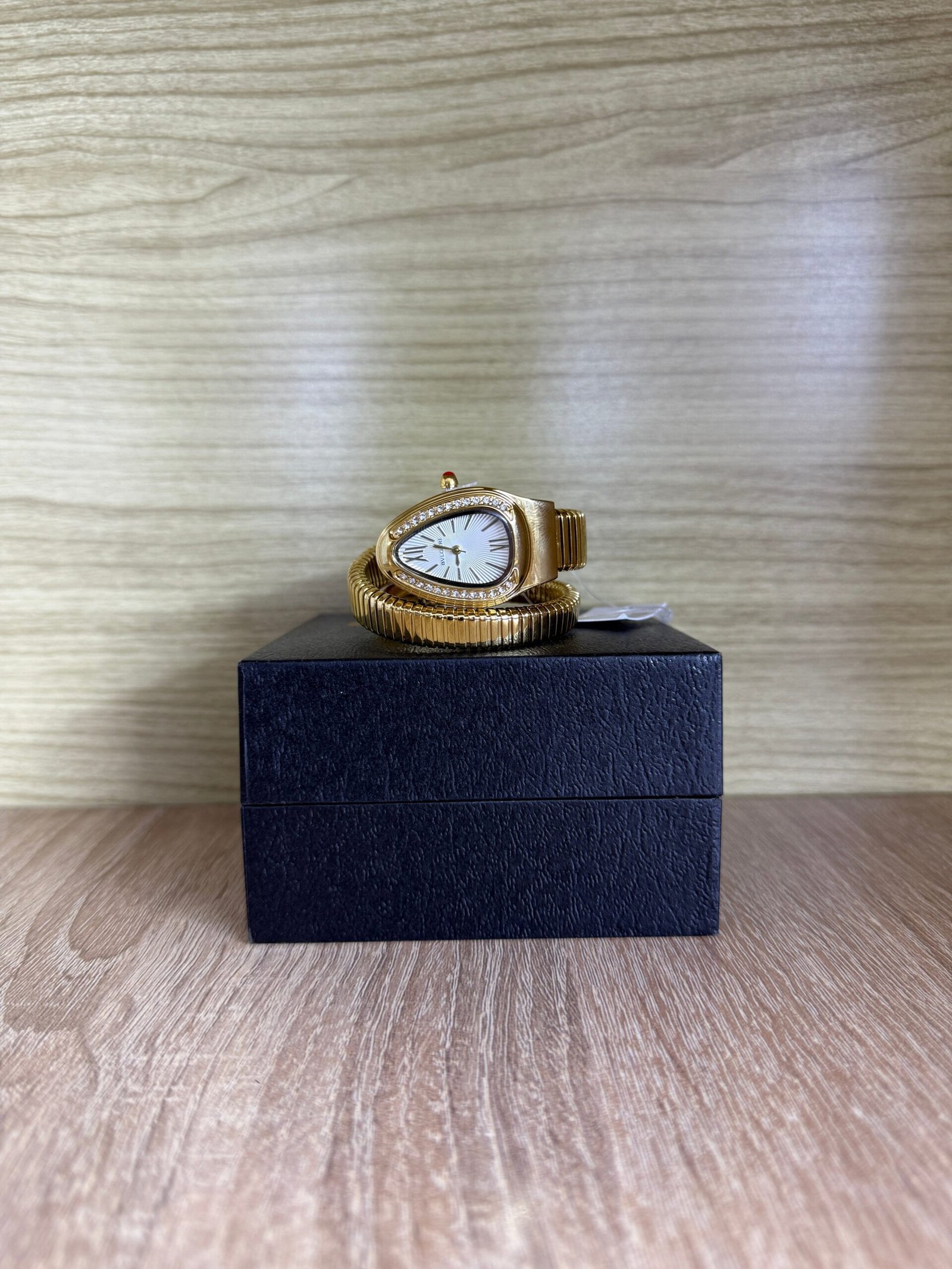 BVLGARI SERPENTI GOLD BRACELET BOITE SIMPLE